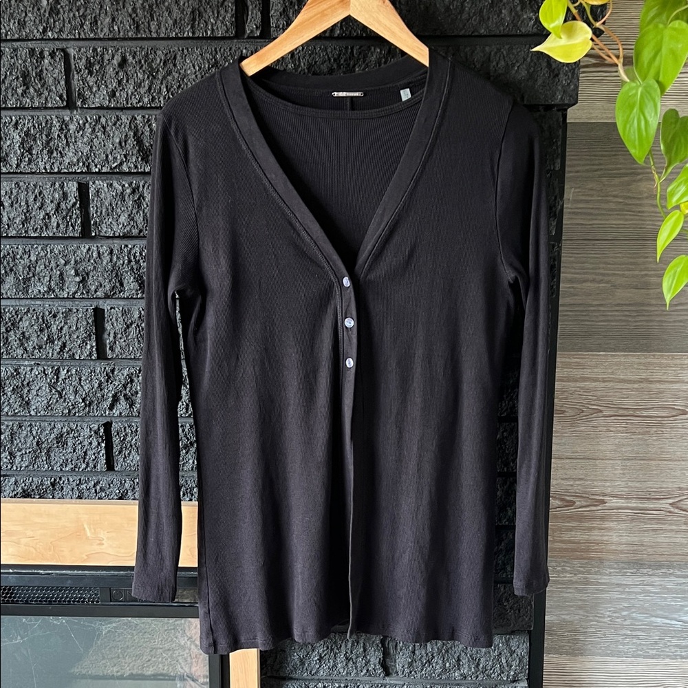 Tahari 2 piece cardigan set